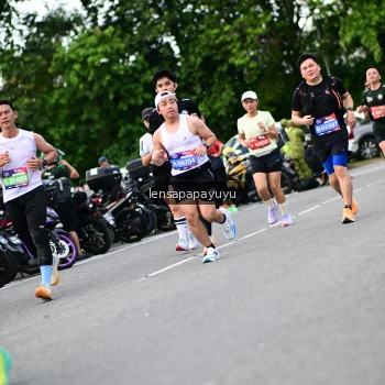 Runner Photo 4134547