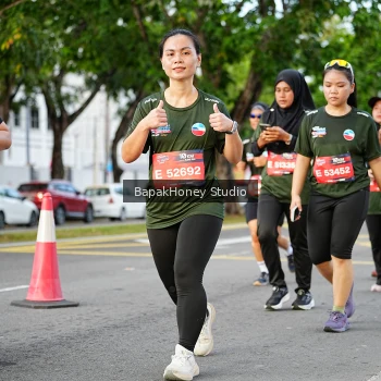 Runner Photo 4134548