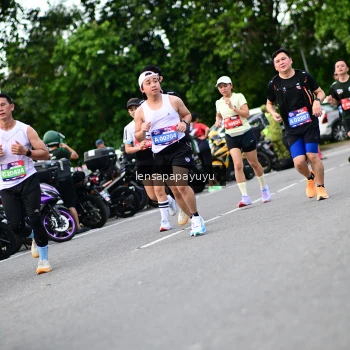 Runner Photo 4134550