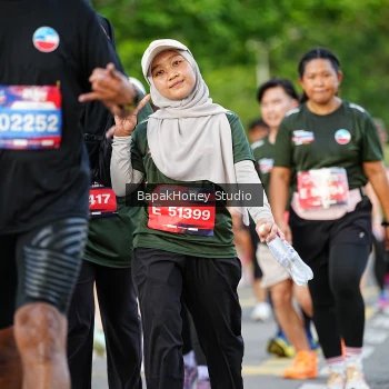 Runner Photo 4134553