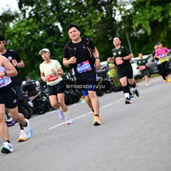 Runner Photo 4134564