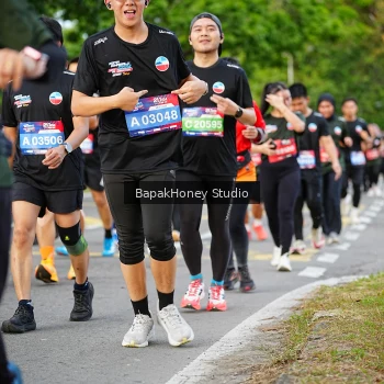 Runner Photo 4134566