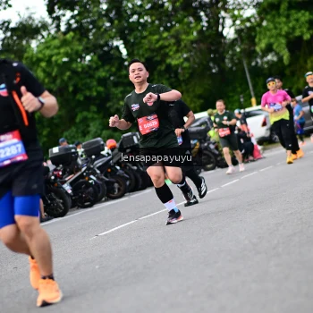 Runner Photo 4134570