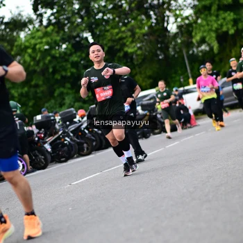 Runner Photo 4134572