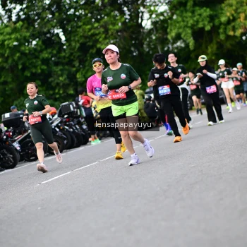 Runner Photo 4134575