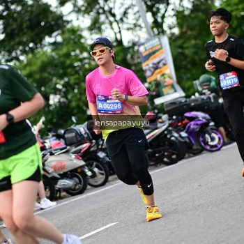 Runner Photo 4134580