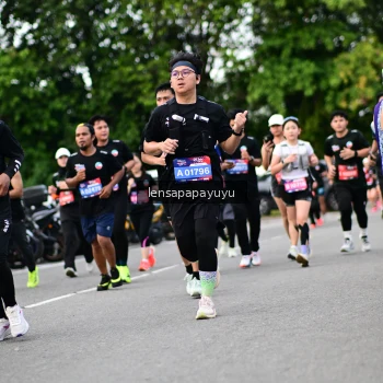 Runner Photo 4134609
