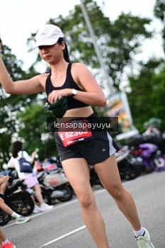Runner Photo 4134631