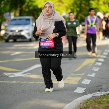 Runner Photo 4134635