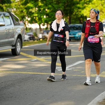 Runner Photo 4134651