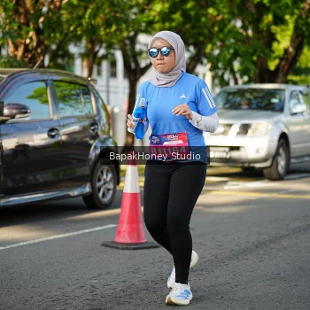 Runner Photo 4134659