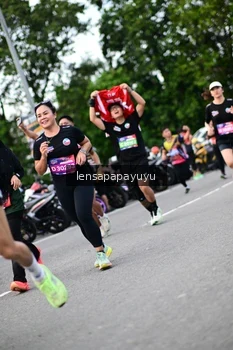Runner Photo 4134667