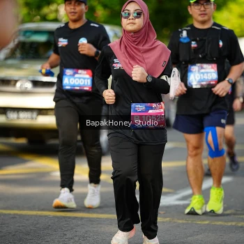 Runner Photo 4134681