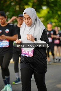 Runner Photo 4134692