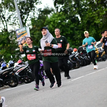 Runner Photo 4134707