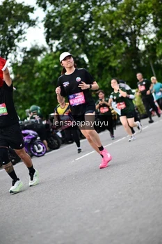 Runner Photo 4134714