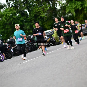 Runner Photo 4134734