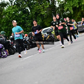 Runner Photo 4134735