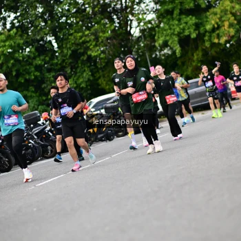 Runner Photo 4134745