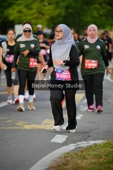 Runner Photo 4134751