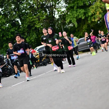 Runner Photo 4134755