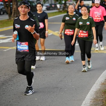 Runner Photo 4134763