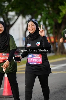 Runner Photo 4134771