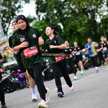 Runner Photo 4134779