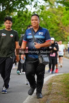 Runner Photo 4134797