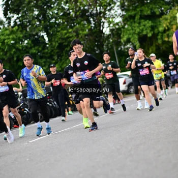Runner Photo 4134805
