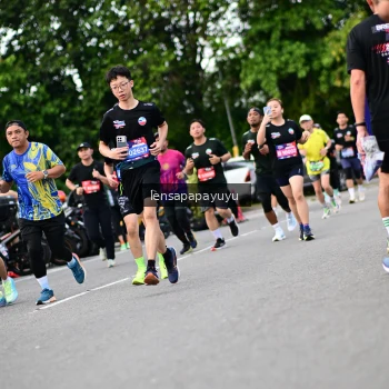 Runner Photo 4134810