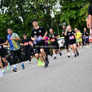 Runner Photo 4134814