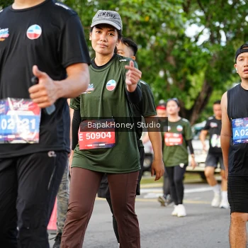Runner Photo 4134827