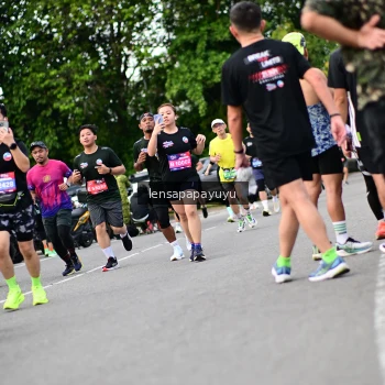 Runner Photo 4134843