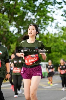 Runner Photo 4134867