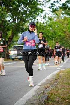 Runner Photo 4134876