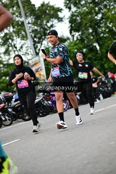 Runner Photo 4134907