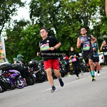 Runner Photo 4134912