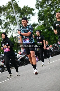 Runner Photo 4134933