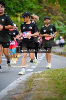 Runner Photo 4134934