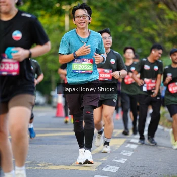 Runner Photo 4134936