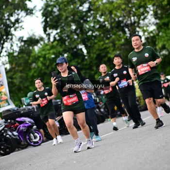 Runner Photo 4134943