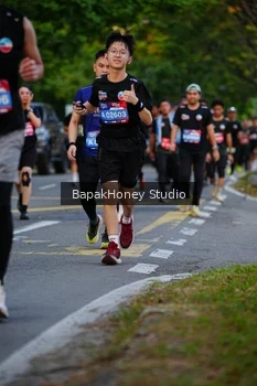 Runner Photo 4134944