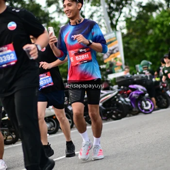 Runner Photo 4134974
