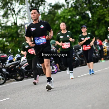 Runner Photo 4134986