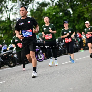 Runner Photo 4134991