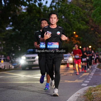 Runner Photo 4135016