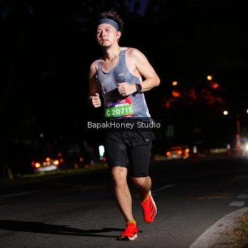 Runner Photo 4135023