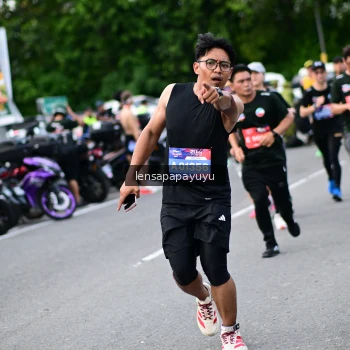 Runner Photo 4135028