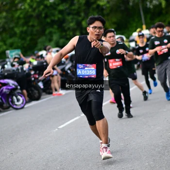 Runner Photo 4135032